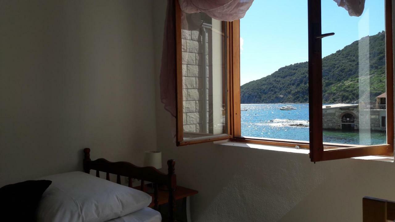 Anka'S Beach Комижа Екстер'єр фото